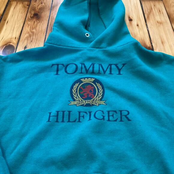 Vintage 1990s Green Tommy Hilfiger Graphic Hoodie Size Medium - Picture 2 of 5